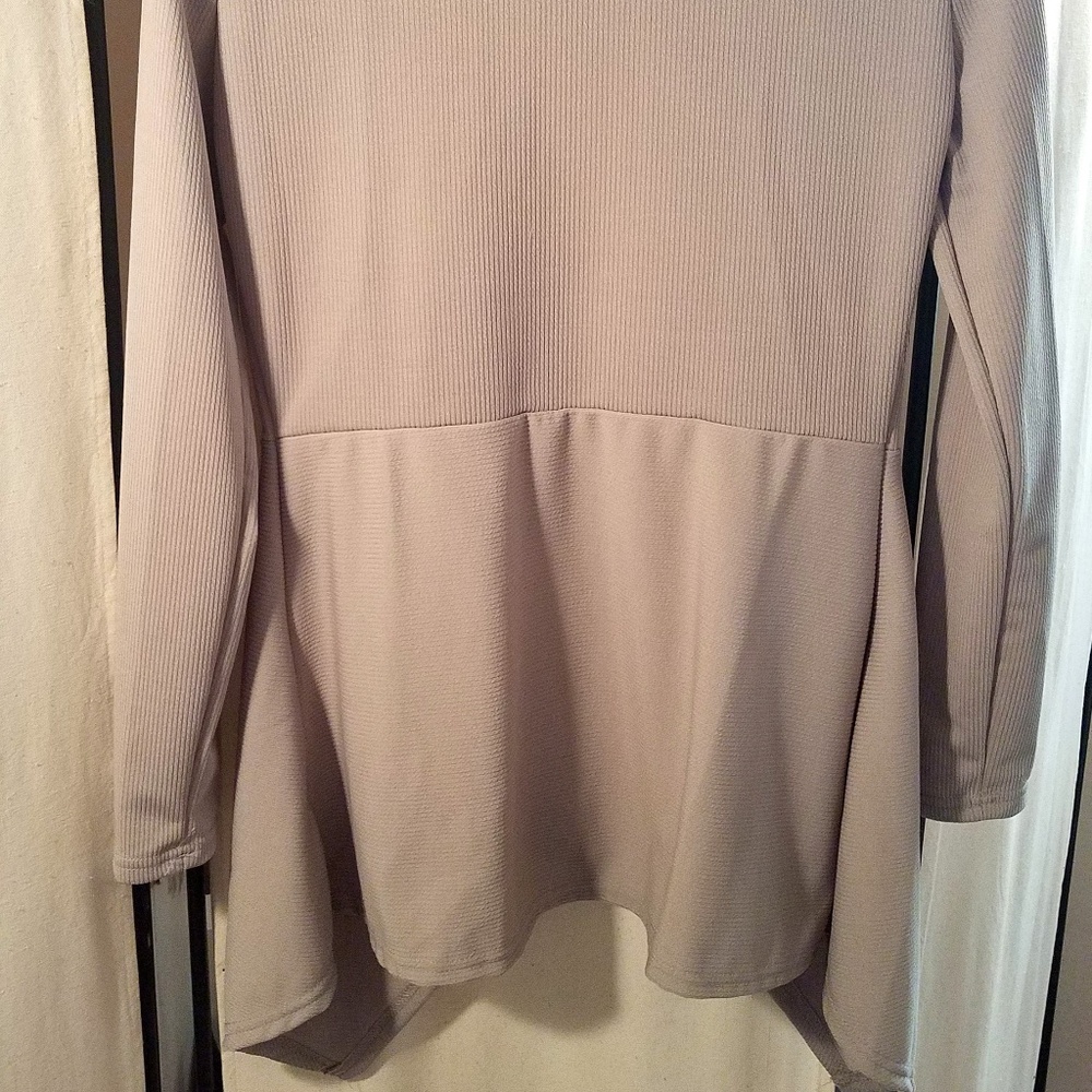 Cardigan - Picture 3 of 3